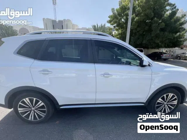 سيارة mg rx5 للبيع موديل 2022 عدد الكيلومترات 30 الف كيلو فقط بدون حوادث و بدون صبغه