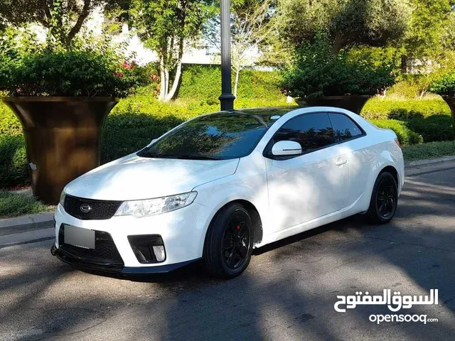 كيا فورتي فحص 3 جيد امام يمين مضروب ومشغول