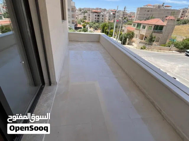شقة مميزة قرب الخدمات في مرج الحمام