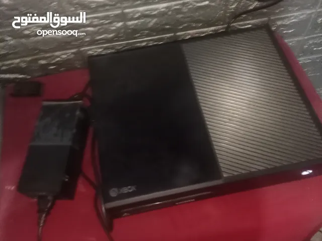 اكس بوكس ون مع يد احترافية من خارج الاردن