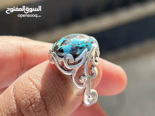 فيروز نيشابوري