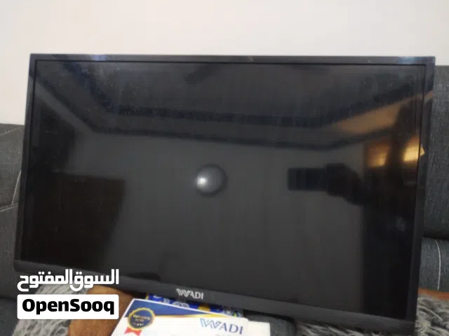 شاشة نوع WADI ححم 32 انترنت عاطلة لدات