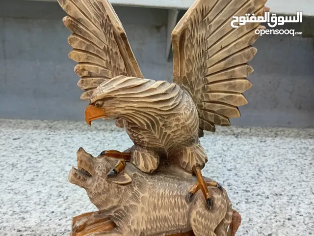 تحفة فنية شرقيه مصنوعة من الخشب شغل يدوي ..