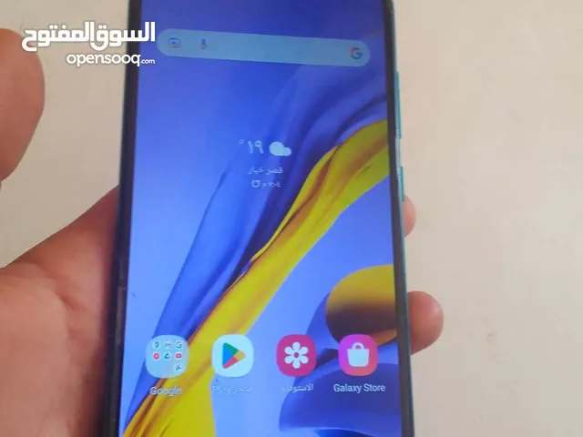 Samsung Galaxy M11 32 GB in Qasr Al-Akhiar