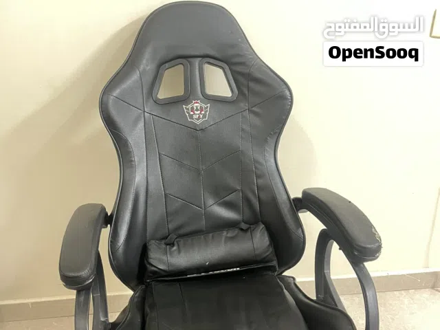 كرسي + طاوله