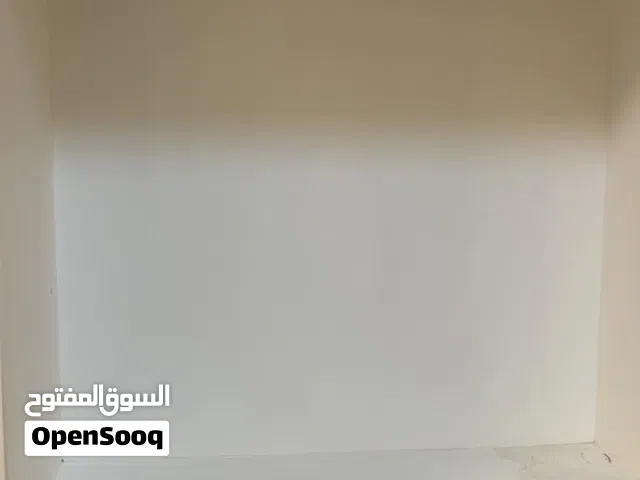 سرير نوم استعمل وكبت جميل جدا
