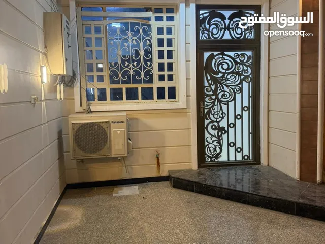 بيت للبيع في حي المهندسين