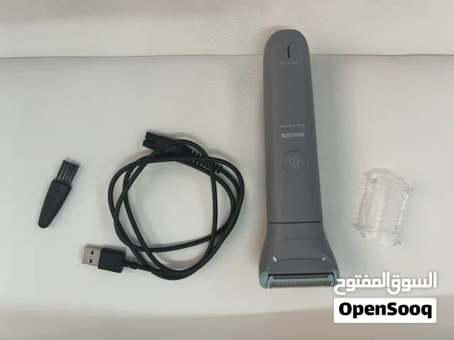 مكينة حلاقة للجسم وللأماكن الحساسة جديدة من شركة فيليبس المشهورة مريحة جدا في الحلاقة