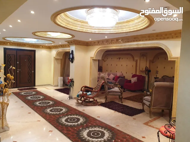 350 m2 3 Bedrooms Villa for Sale in Giza Hadayek al-Ahram