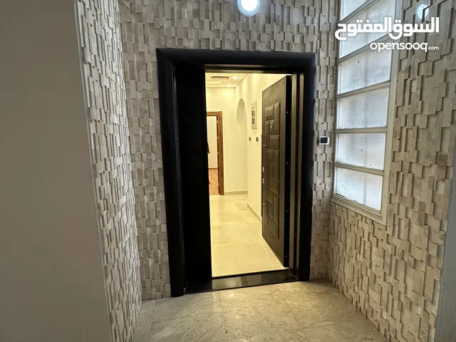 400 m2 4 Bedrooms Apartments for Rent in Tripoli Omar Al-Mukhtar Rd