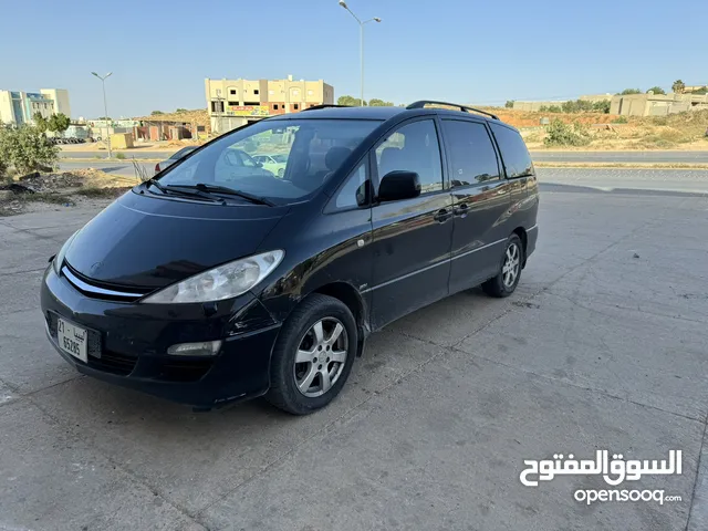 Used Toyota Previa in Gharyan