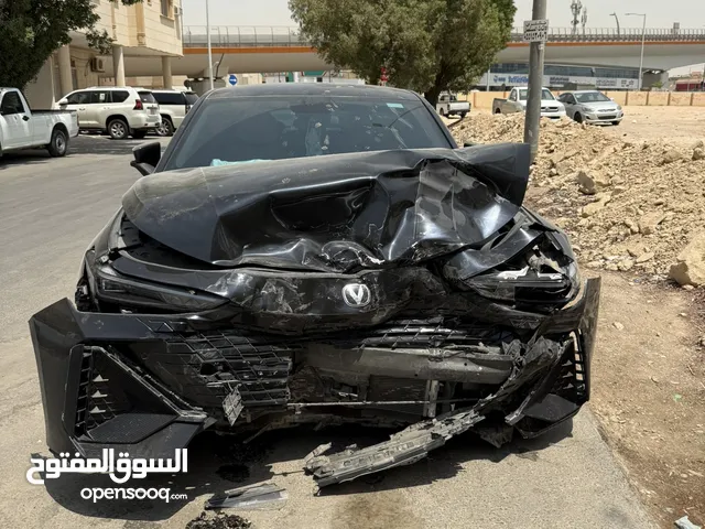 شانجان UNI-V2024 ممشى قليل مكينة وقير وكالة