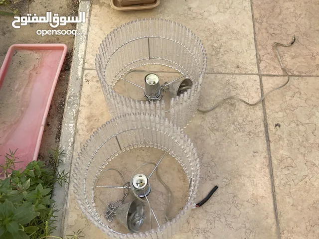 ثريا مستعملة بحالة جيدة