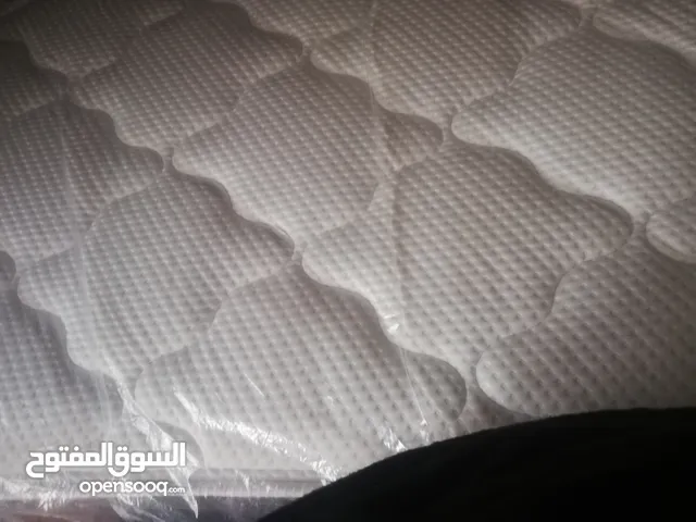 فرشة زمبرك مفرد اصلية نوفا للبيع فرشة مفرد او مزوج للبيع