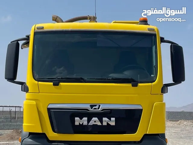 شاحنة مان تنكر مجاري جير عادي 2020 MAN tractor 6x4 Manuel