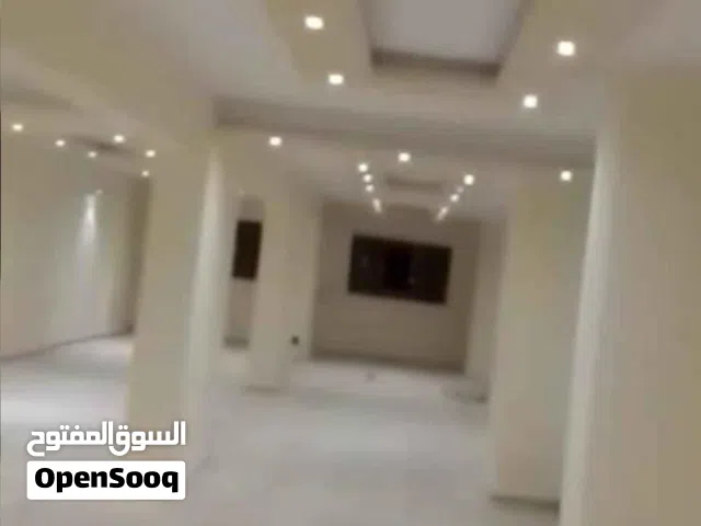 شقة دور تاني إداري مساحة 310 متر بجوار بنزينه اويليبا الهانوفيل