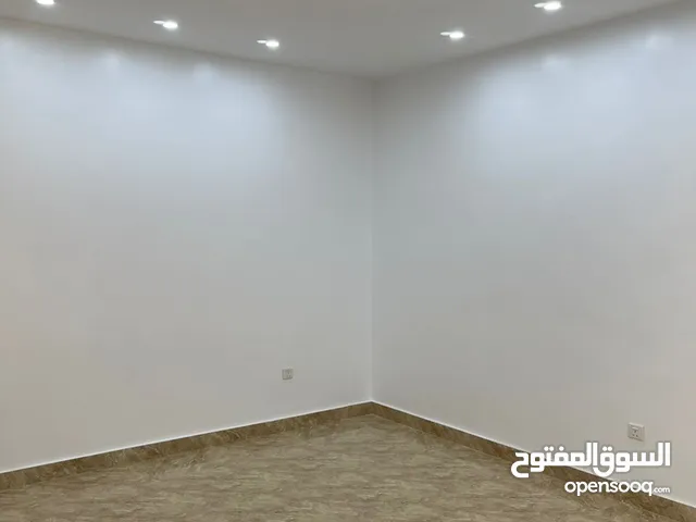 150 m2 3 Bedrooms Apartments for Sale in Benghazi Dakkadosta