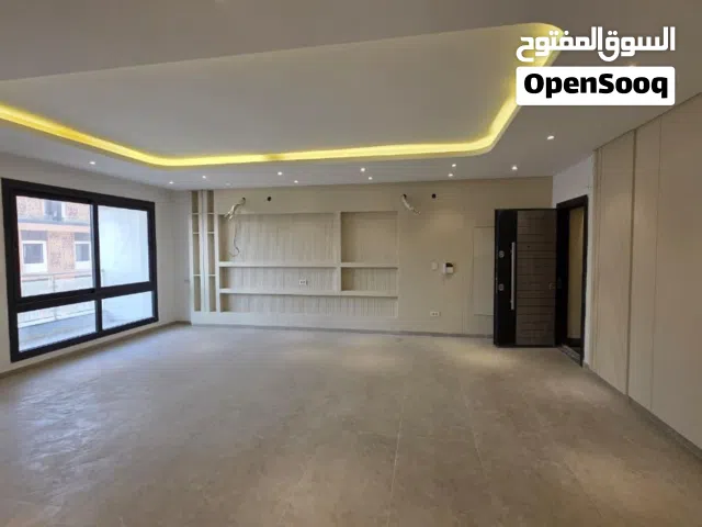 135 m2 2 Bedrooms Apartments for Sale in Cairo First Settlement