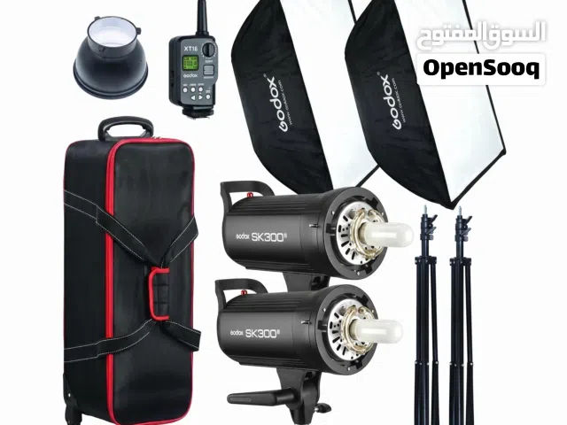 طقم إضاءة وتصوير احترافي Godox SK300II كامل - مستعمل بحالة ممتازة
