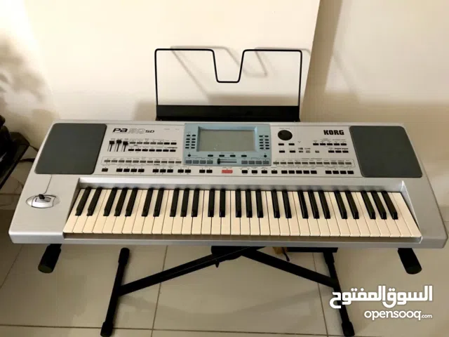 Korg PA50sd keyboard with stand in excellent condition