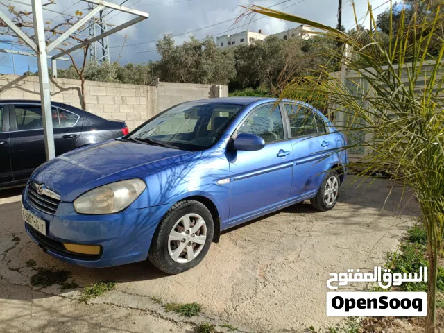 2009, هيونداي, اكسنت, Standard