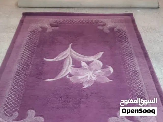 2.سجاد للبيع مستخدم نظيف