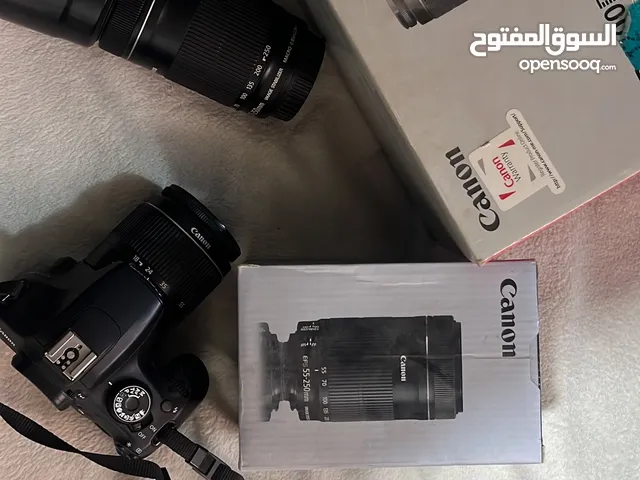 كانون D1200 مع عدسة
