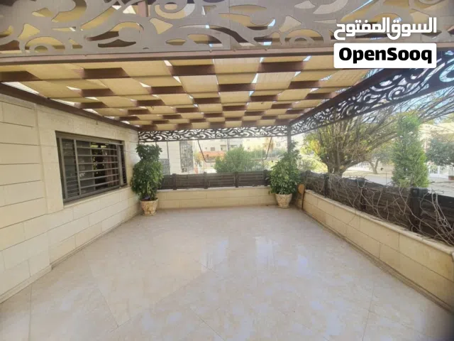 شقة ارضية للبيع