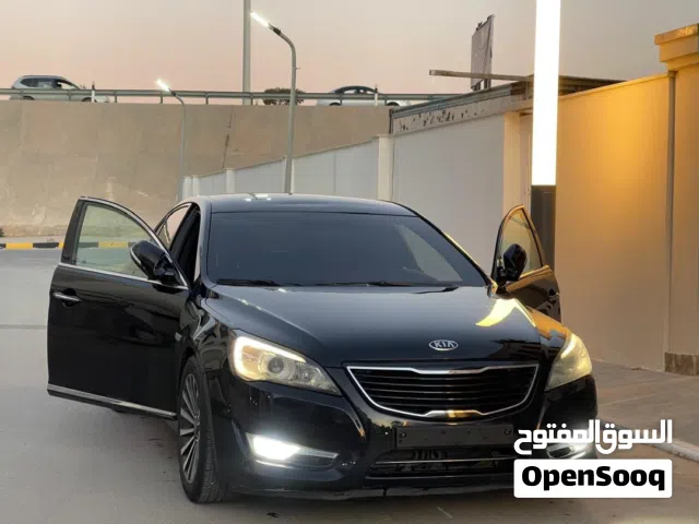 Used Kia Cadenza in Tripoli