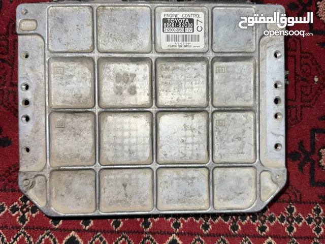 كمبيوتر ياريس بحالة جيدة