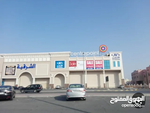 محل تجارى للايجار فى al-sharqia complex بخيطان -F1-