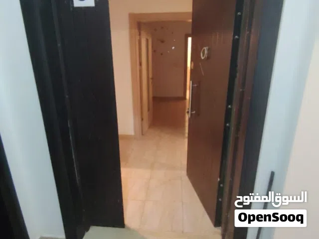140 m2 3 Bedrooms Apartments for Rent in Tripoli Al-Serraj