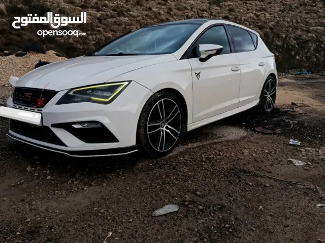 سيت ليون FR 1400cc فل اضافات ،  فتحة تجميلية ،فيها زقات خاليه من القص  الطولي والعرضي مراسلة واتس اب