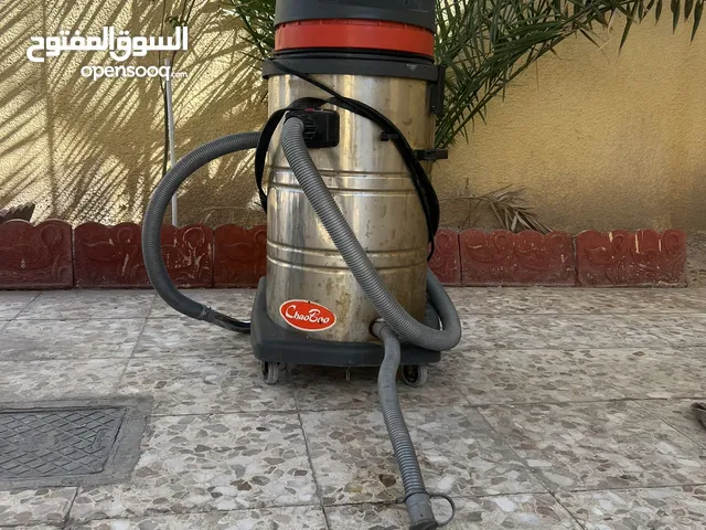 أدوات تنظيف مستخدمة