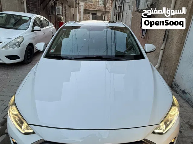 2017 هيونداي النترا GLS