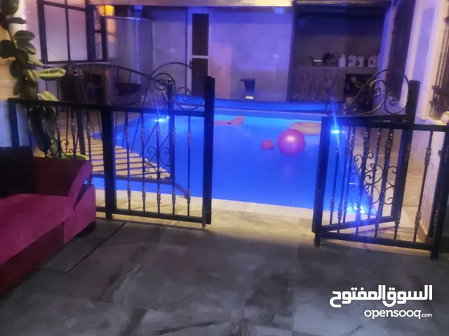 250 m2 5 Bedrooms Villa for Sale in Zarqa Al Autostrad