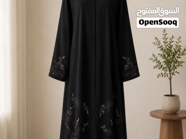 فساتين و لبسات  للبيع بالخمسة ريال فقط