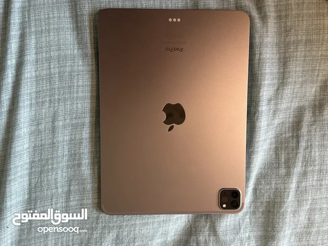 Apple iPad pro 4 256 GB in Al Sharqiya