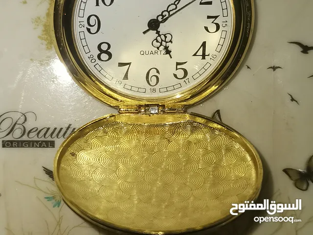 ساعة سويسري بكاتينه.