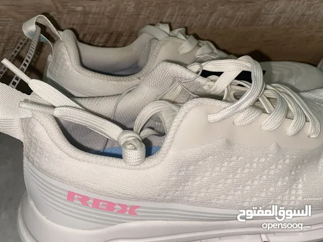 White Sport Shoes in Amman