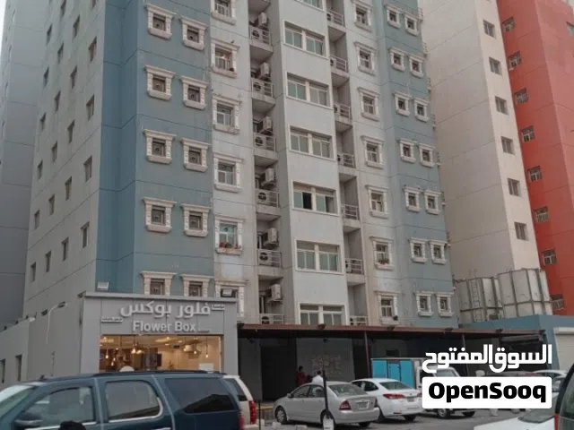 ROOM WITH ATTACHED BATHROOM - FAMILY (25 JUNE AVAILABLE ,HAWALLY BACK SIDE DAR AL SHIFA HOSPITAL