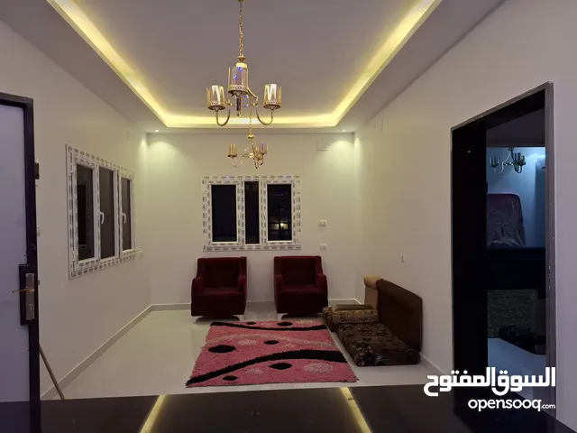 2 Bedrooms Chalet for Rent in Misrata Tamina