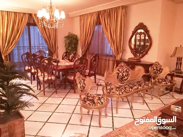 290m2 4 Bedrooms Apartments for Sale in Amman Um Uthaiena