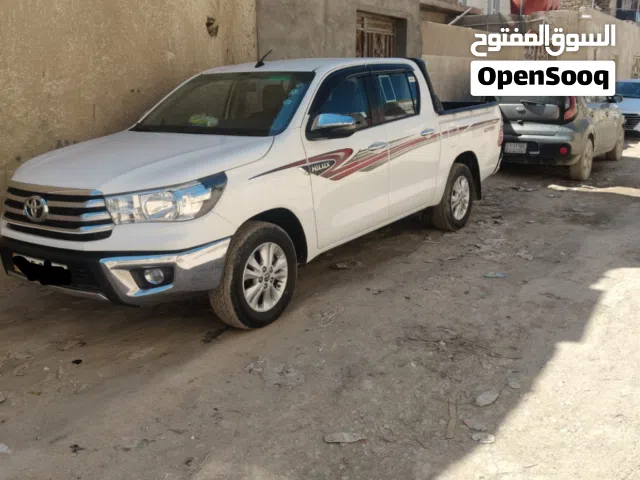 2022 تويوتا هيلوكس SR5