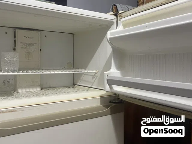ثلاجه للبيع
