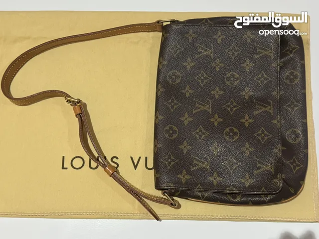 LV tango (excellent condition)