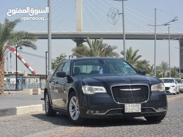 Chrysler 300 2016 in Basra