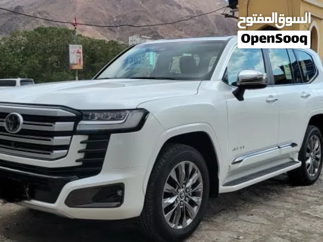 2025 Toyota Land Cruiser VXR