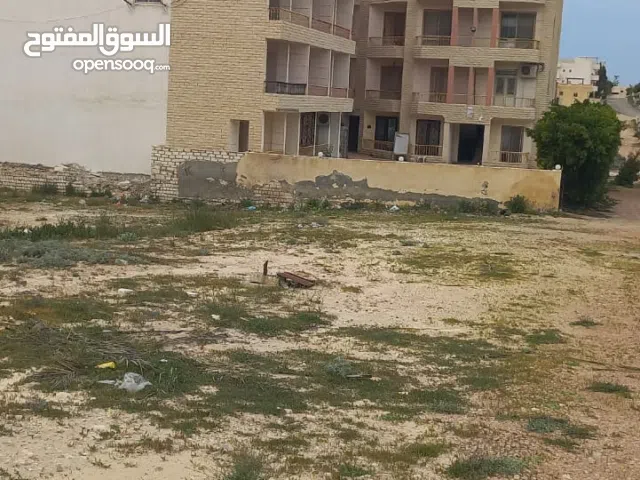 قطعة أرض مميزه جداً للسكن الراقي وللفخامه عنوان في قلب الساحل الشمالي قريه مصر الجديده