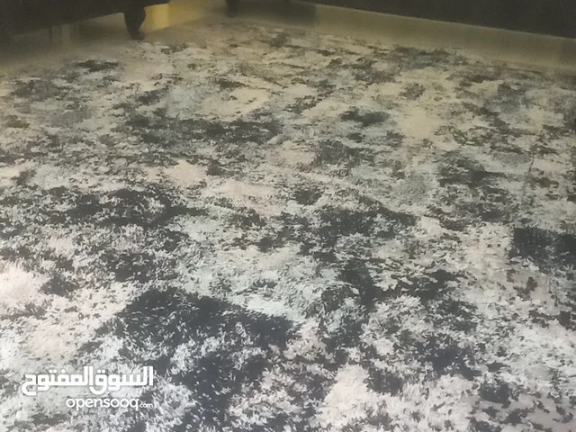 سجاد ورد مستخدم للبيع